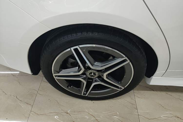 Used Mercedes-Benz CLA 2021 CLA 200 Right Rear Wheel Hub