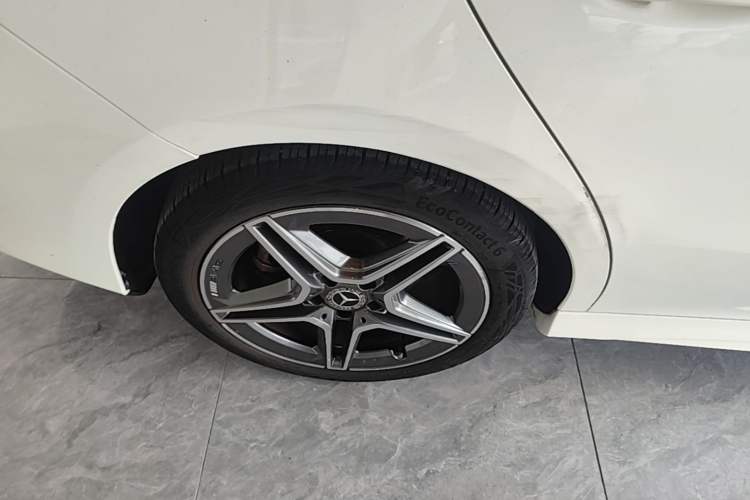 Used Mercedes-Benz CLA 2021 CLA 200 Right Rear Wheel Hub