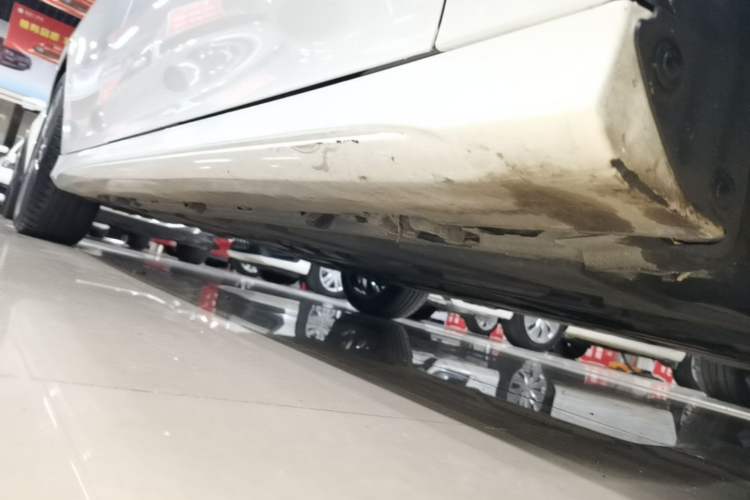 Used Mercedes-Benz CLA 2021 CLA 200 Right Side Sill