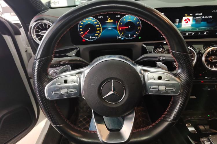 Used Mercedes-Benz CLA 2021 CLA 200 Shooting Brake Steering Wheel