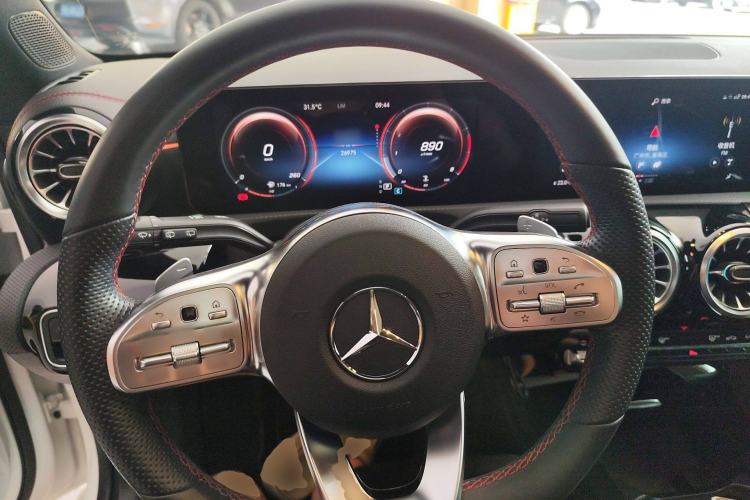Used Mercedes-Benz CLA 2021 CLA 200 Shooting Brake Steering Wheel