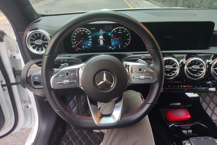 Used Mercedes-Benz CLA 2021 CLA 200 Shooting Brake Steering Wheel
