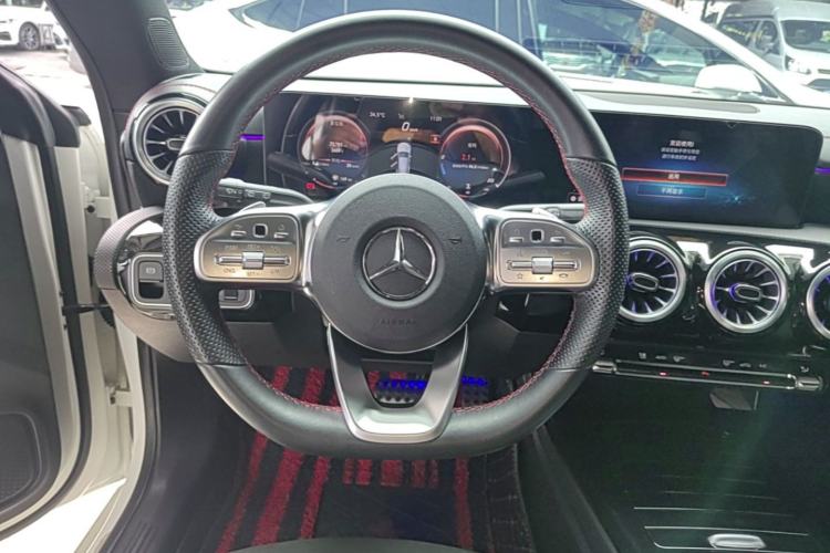 Used Mercedes-Benz CLA 2021 CLA 200 Shooting Brake Steering Wheel