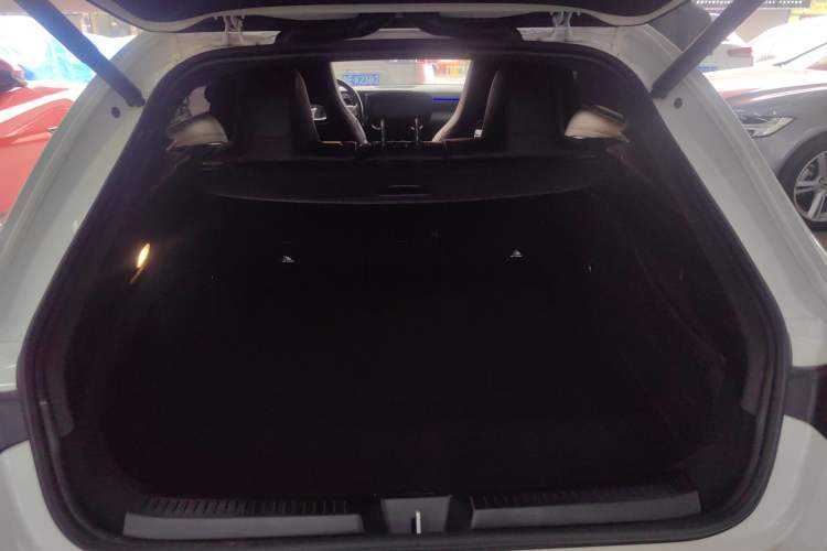 Used Mercedes-Benz CLA 2021 CLA 260 4MATIC Shooting Brake Trunk