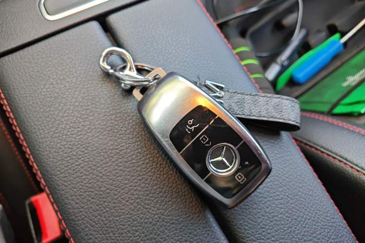 Used Mercedes-Benz CLA 2022-Year Updated CLA 200 Vehicle Key