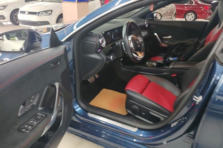 Used Mercedes-Benz CLA 2022-Year Updated CLA 200 Driver Seat