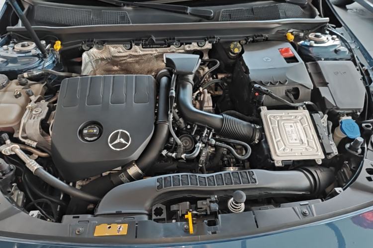 Used Mercedes-Benz CLA 2022-Year Updated CLA 200 Engine Bay