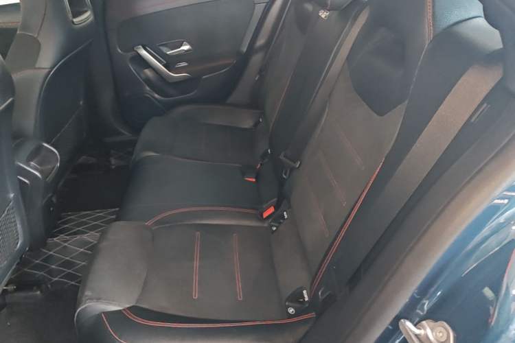Used Mercedes-Benz CLA 2022-Year Updated CLA 200 Left Rear Seat