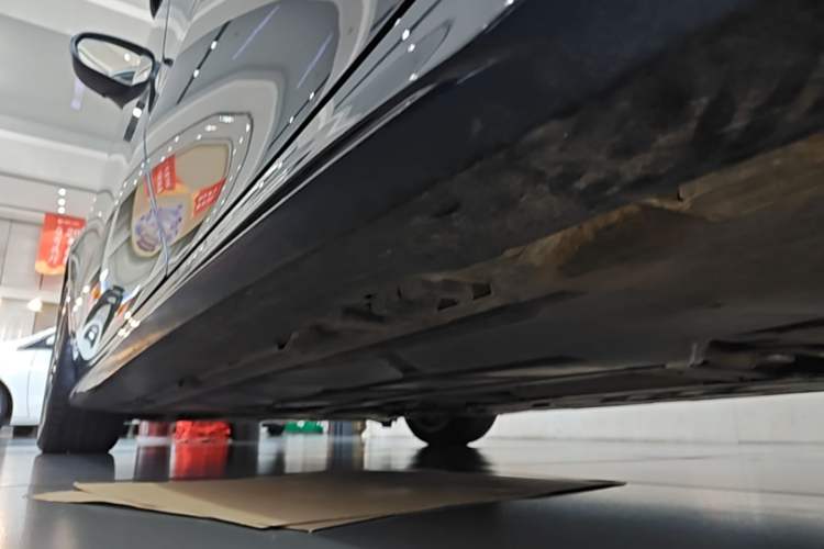 Used Mercedes-Benz CLA 2022-Year Updated CLA 200 Left Side Sill