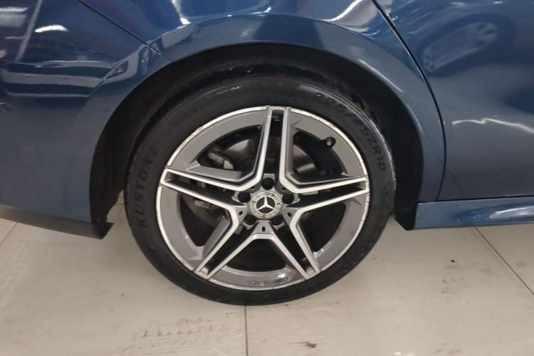 Used Mercedes-Benz CLA 2022-Year Updated CLA 200 Right Rear Wheel Hub