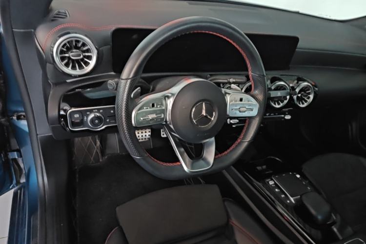 Used Mercedes-Benz CLA 2022-Year Updated CLA 200 Steering Wheel