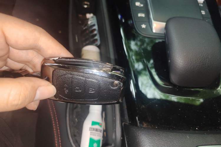 Used Mercedes-Benz CLA 2022-Year Updated CLA 200 Vehicle Key