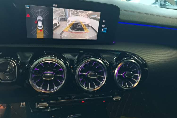 Used Mercedes-Benz CLA 2022-Year Updated CLA 200 Audio And AC Panel