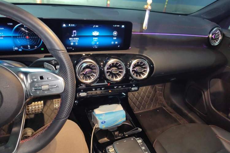 Used Mercedes-Benz CLA 2022 Refreshed CLA 200 Shooting Brake Audio And AC Panel