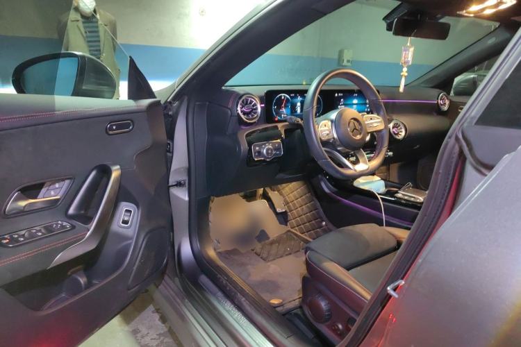 Used Mercedes-Benz CLA 2022 Refreshed CLA 200 Shooting Brake Driver Seat