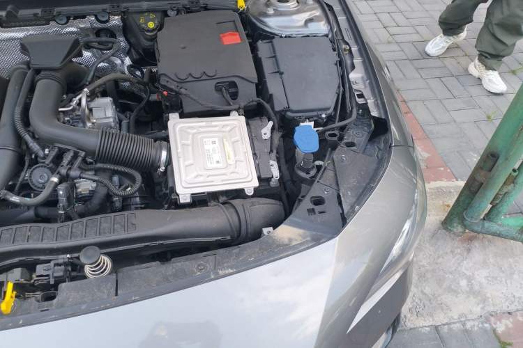 Used Mercedes-Benz CLA 2022 CLA 200 Shooting Brake Engine Bay Left