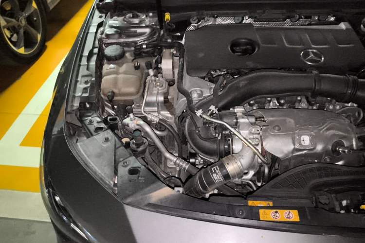 Used Mercedes-Benz CLA 2022 CLA 260 4MATIC Shooting Brake Engine Bay Right