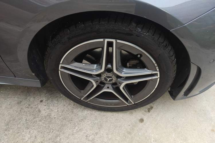 Used Mercedes-Benz CLA 2022 CLA 200 Right Front Wheel Hub