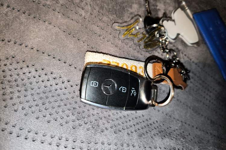 Used Mercedes-Benz CLA 2022 CLA 260 4MATIC Shooting Brake Vehicle Key
