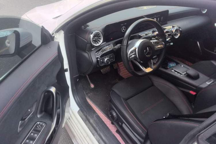 Used Mercedes-Benz CLA 2022 CLA 200 Shooting Brake Driver Seat