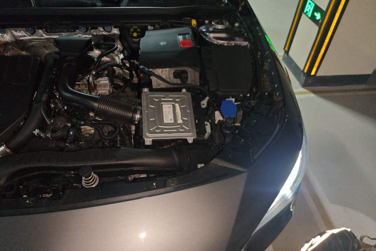 Used Mercedes-Benz CLA 2022 Refreshed CLA 200 Shooting Brake Engine Bay Left