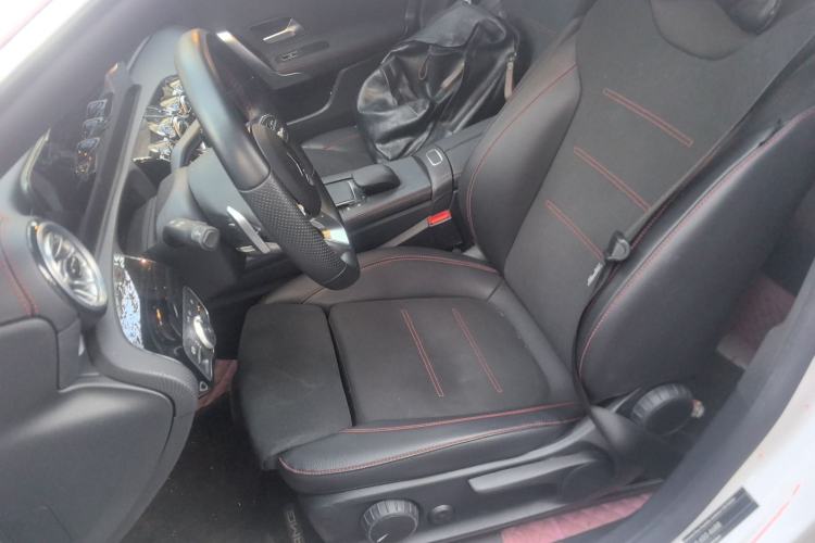 Used Mercedes-Benz CLA 2022 CLA 200 Shooting Brake Left Front Seat