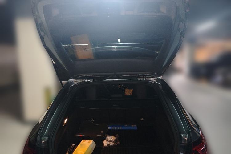 Used Mercedes-Benz CLA 2022 Refreshed CLA 200 Shooting Brake Trunk