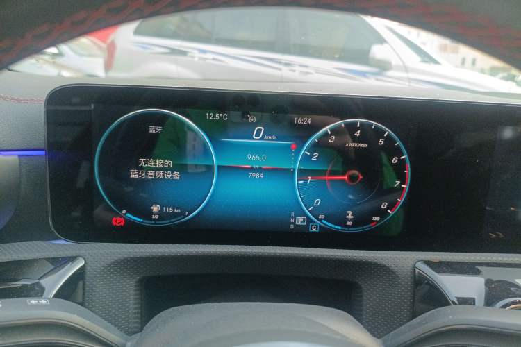 Used Mercedes-Benz CLA 2022-Year Updated CLA 200 Instrument Cluster
