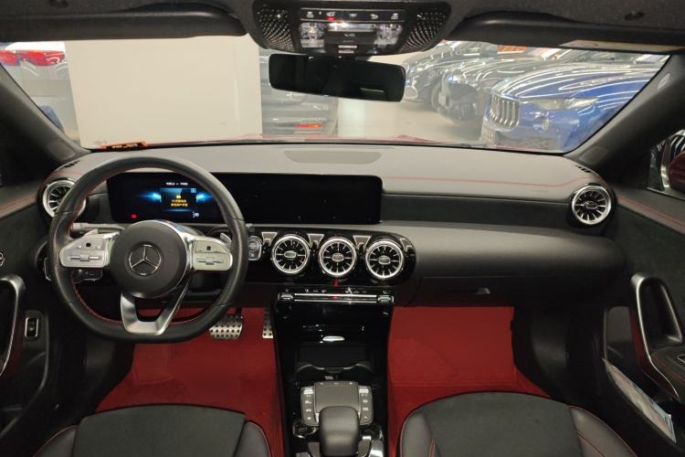 Used Mercedes-Benz CLA 2022-Year Updated CLA 200 Interior 2