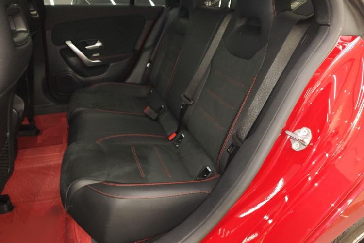 Used Mercedes-Benz CLA 2022-Year Updated CLA 200 Interior 4