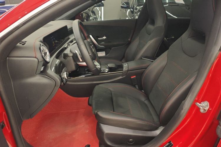 Used Mercedes-Benz CLA 2022-Year Updated CLA 200 Left Front Seat