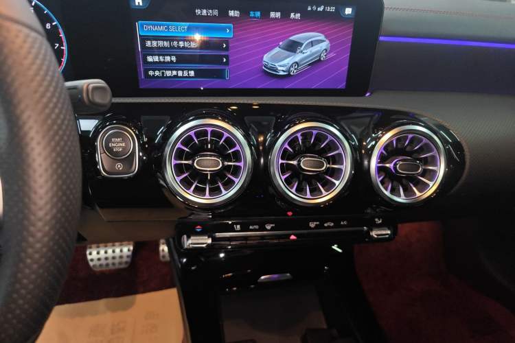 Used Mercedes-Benz CLA 2022 Refreshed CLA 200 Shooting Brake Audio And AC Panel