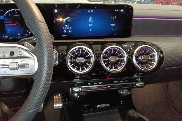 Used Mercedes-Benz CLA 2022-Year Updated CLA 200 Audio And AC Panel