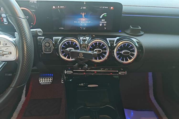 Used Mercedes-Benz CLA 2022-Year Updated CLA 200 Audio And AC Panel