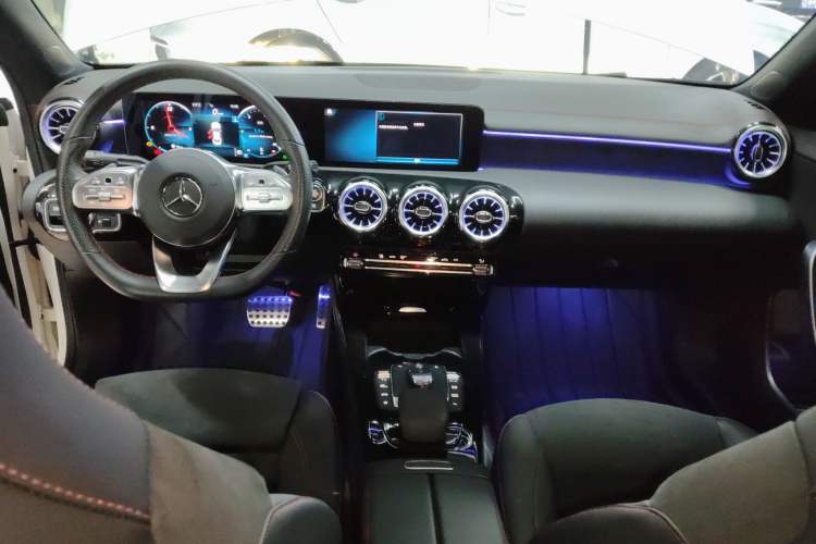 Used Mercedes-Benz CLA 2022 CLA 200 Center Console