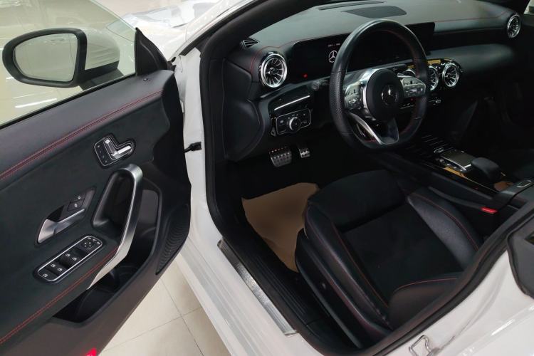 Used Mercedes-Benz CLA 2022 CLA 200 Shooting Brake Driver Seat