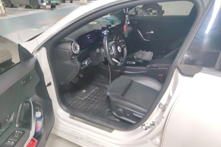 Used Mercedes-Benz CLA 2022-Year Updated CLA 200 Driver Seat