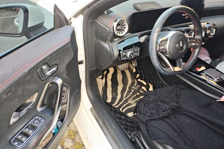 Used Mercedes-Benz CLA 2022 CLA 200 Driver Seat
