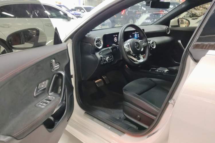 Used Mercedes-Benz CLA 2022 CLA 200 Driver Seat