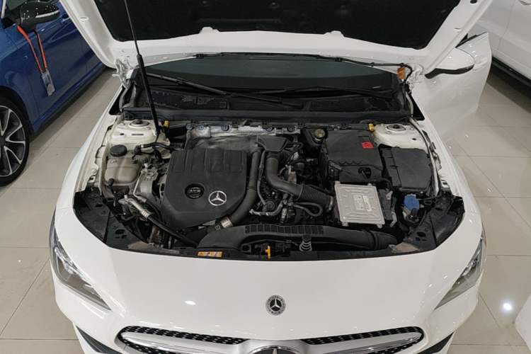 Used Mercedes-Benz CLA 2022-Year Updated CLA 200 Engine Bay
