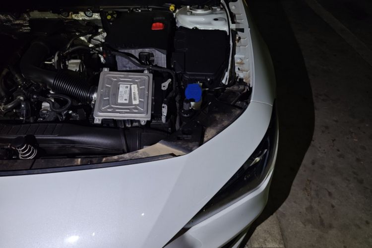 Used Mercedes-Benz CLA 2022-Year Updated CLA 200 Engine Bay Left