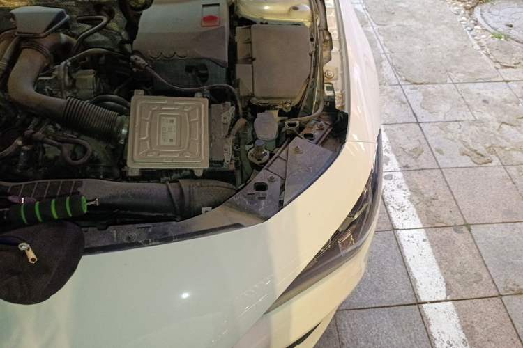 Used Mercedes-Benz CLA 2022 CLA 200 Engine Bay Left