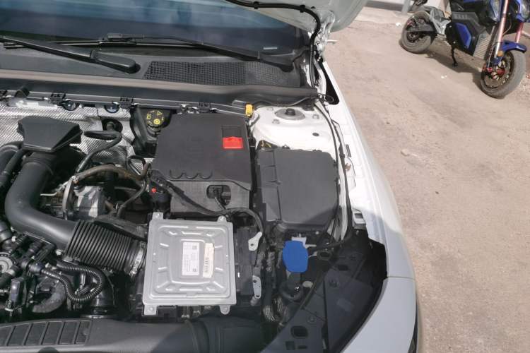 Used Mercedes-Benz CLA 2022 Refreshed CLA 200 Shooting Brake Engine Bay Left