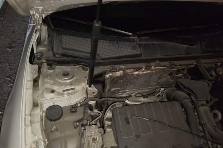 Used Mercedes-Benz CLA 2022 CLA 200 Engine Bay Right