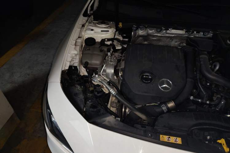 Used Mercedes-Benz CLA 2022-Year Updated CLA 200 Engine Bay Right