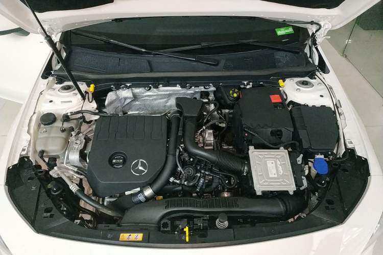 Used Mercedes-Benz CLA 2022-Year Updated CLA 200 Engine Bay