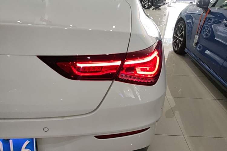 Used Mercedes-Benz CLA 2022-Year Updated CLA 200 Exterior 1