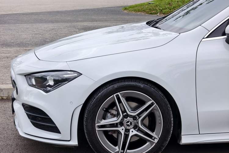 Used Mercedes-Benz CLA 2022-Year Updated CLA 200 Exterior 11