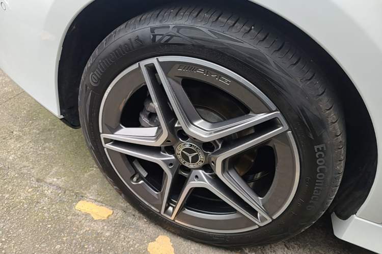 Used Mercedes-Benz CLA 2022-Year Updated CLA 200 Exterior 2