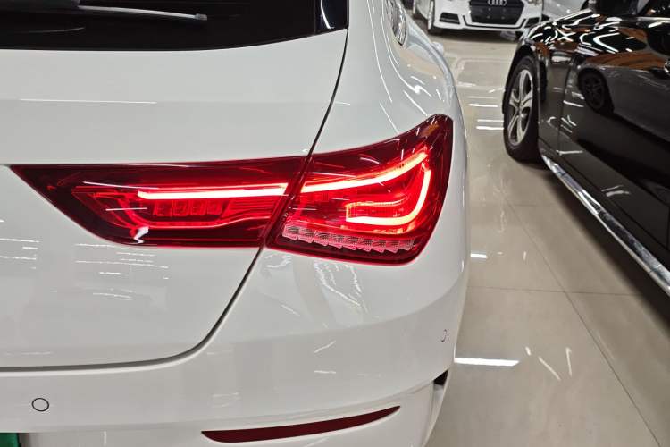 Used Mercedes-Benz CLA 2022 CLA 200 Shooting Brake Exterior 3